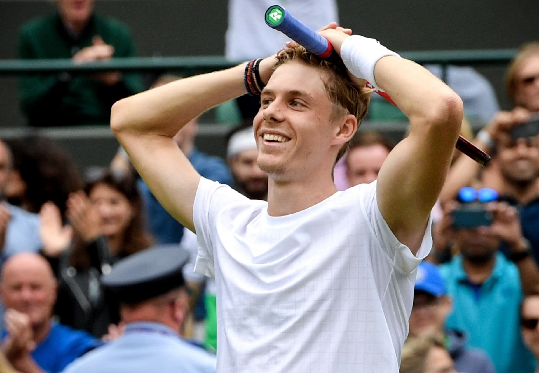 加拿大球员在北美联赛中崭露头角，引人关注