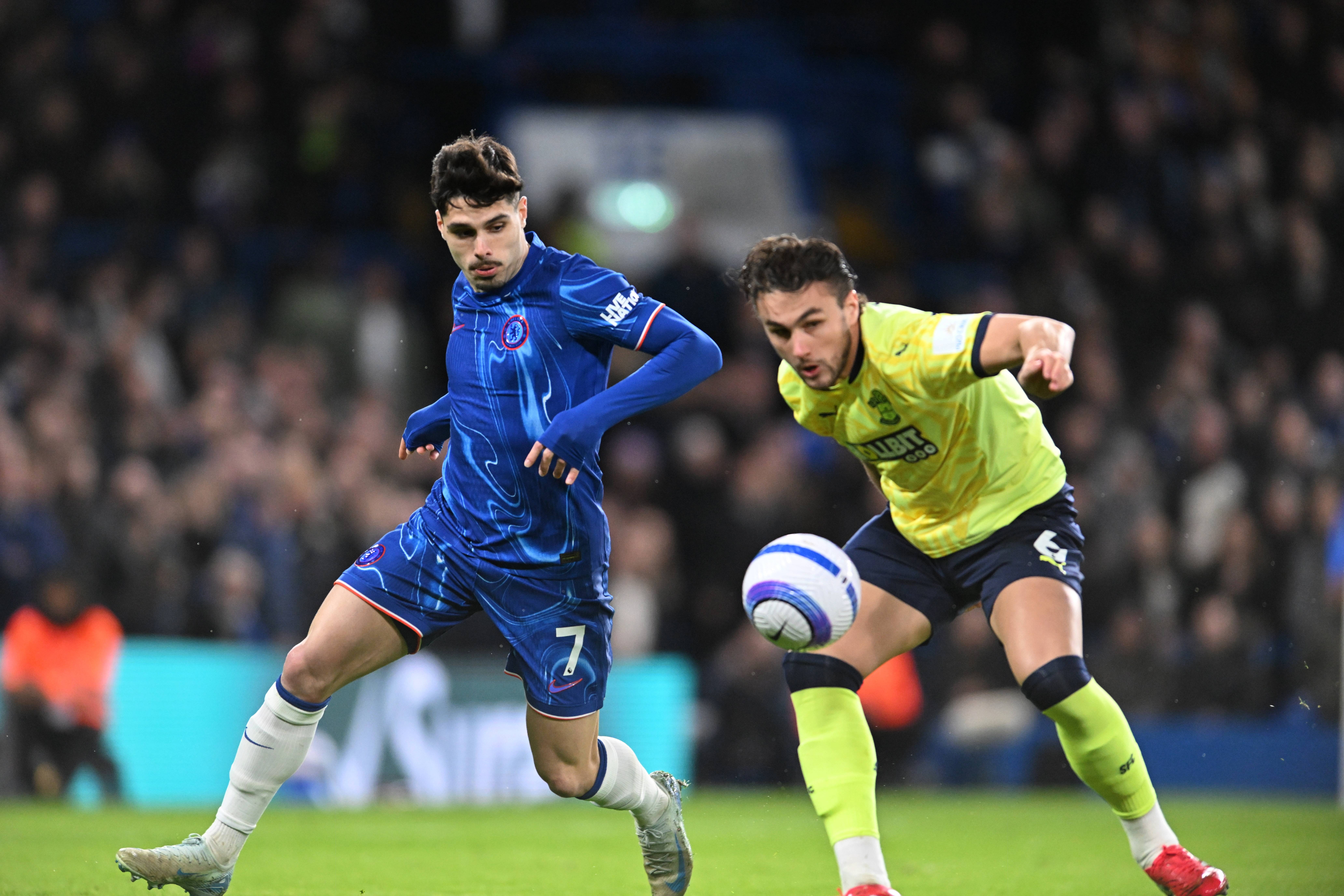 切尔西主场大胜，继续排名前四的简单介绍